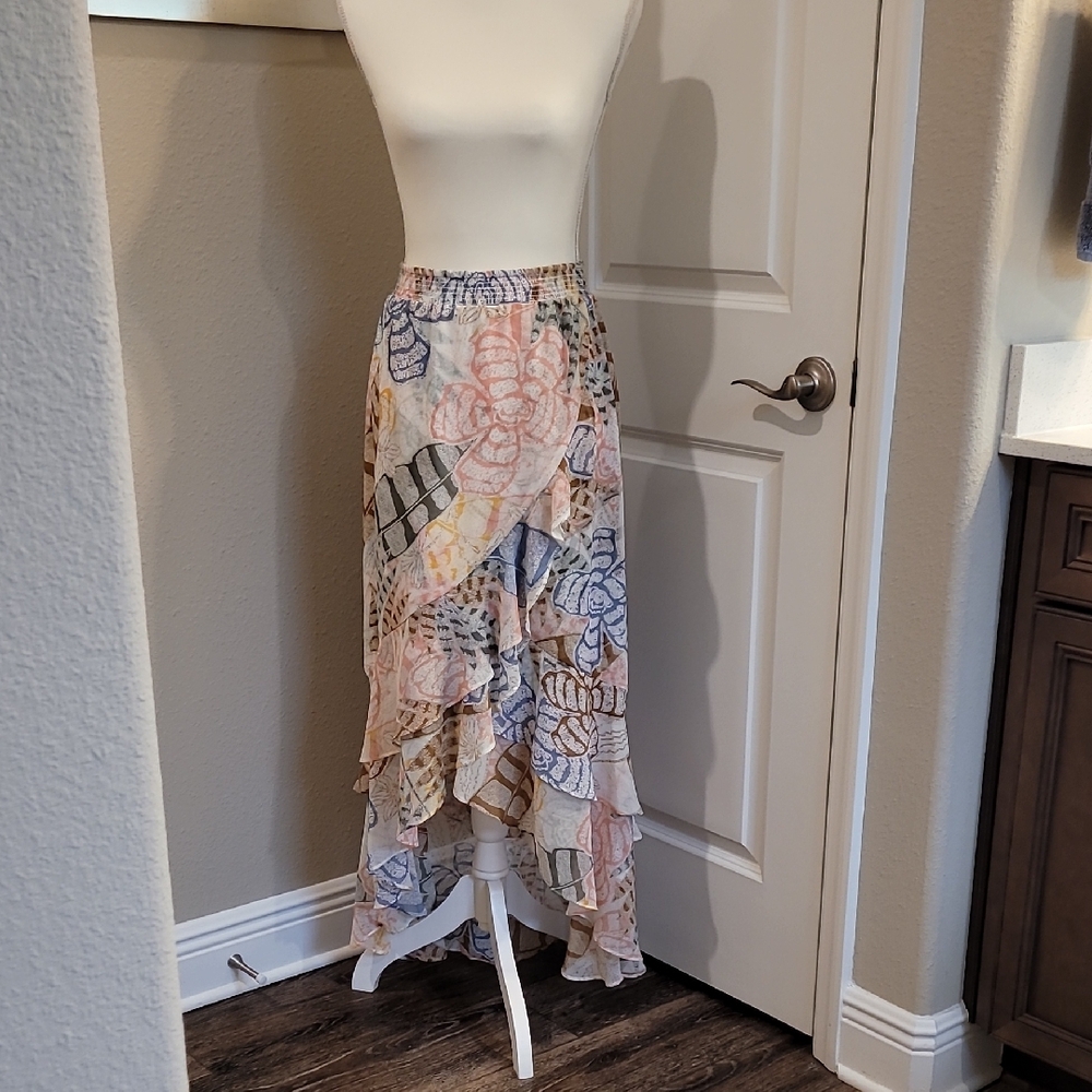 White House Black Market Asymmetrical Floral Skirt. Never worn, never washed!!